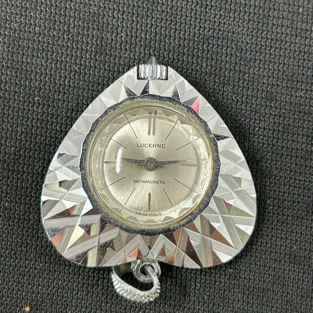 Vtg Swiss Lucerne Womens Silver Tone Pendant Heart Watch Untested